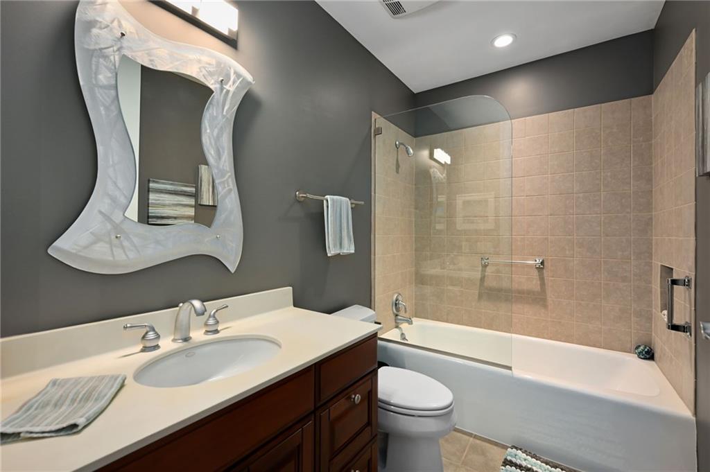 4950 Central Street Property Photo 23