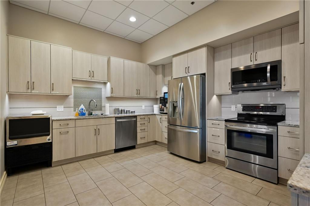 4950 Central Street Property Photo 37