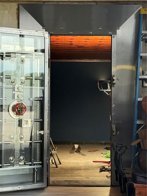 100 2nd Street Property Photo 1