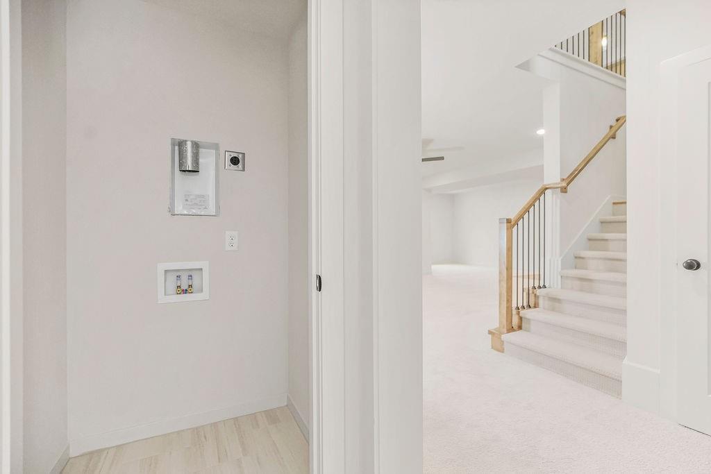 16642 S Hall Street Property Photo 24