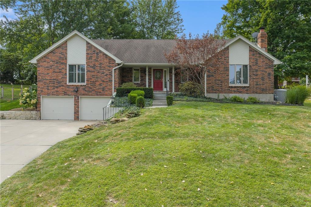 9807 Nw 75th Terrace Property Photo 1