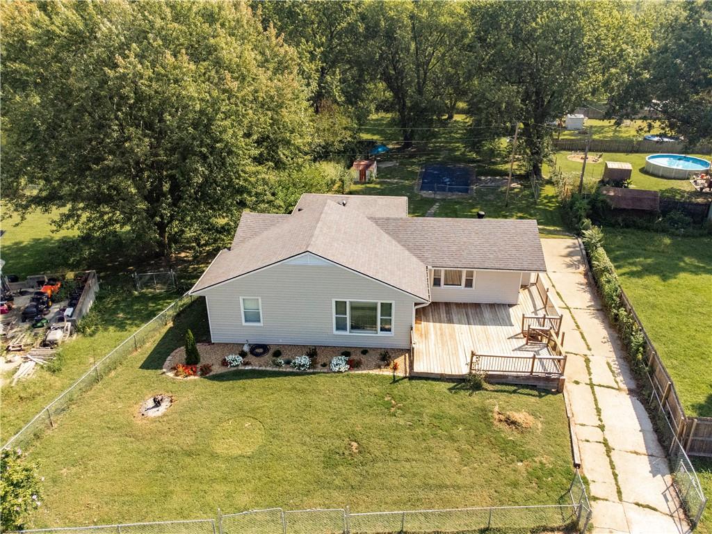 301 N Lee Street Property Photo 1