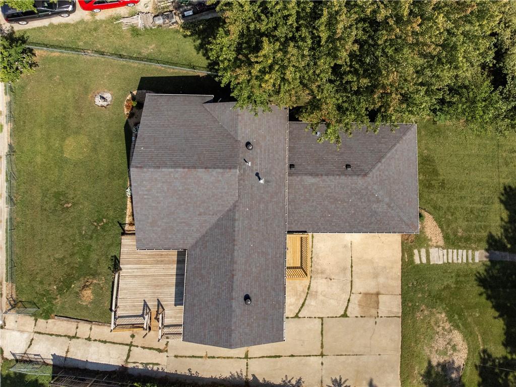 301 N Lee Street Property Photo 38