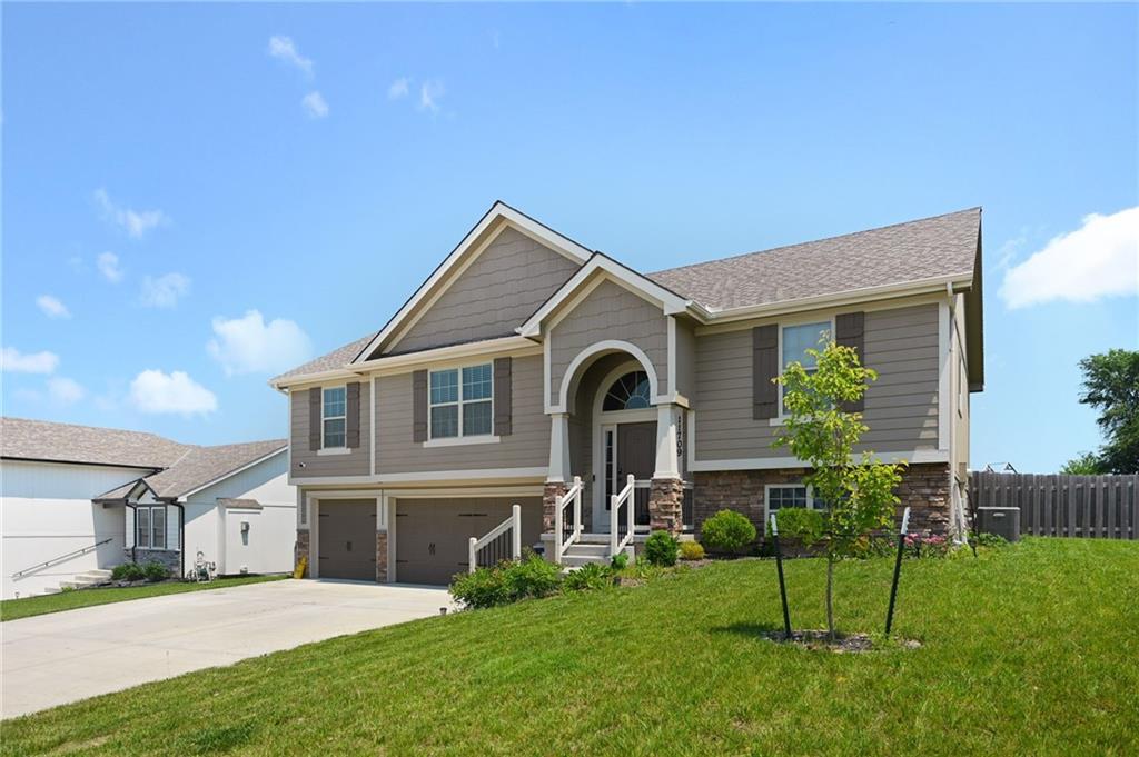 11709 N Laurel Avenue Property Photo 1