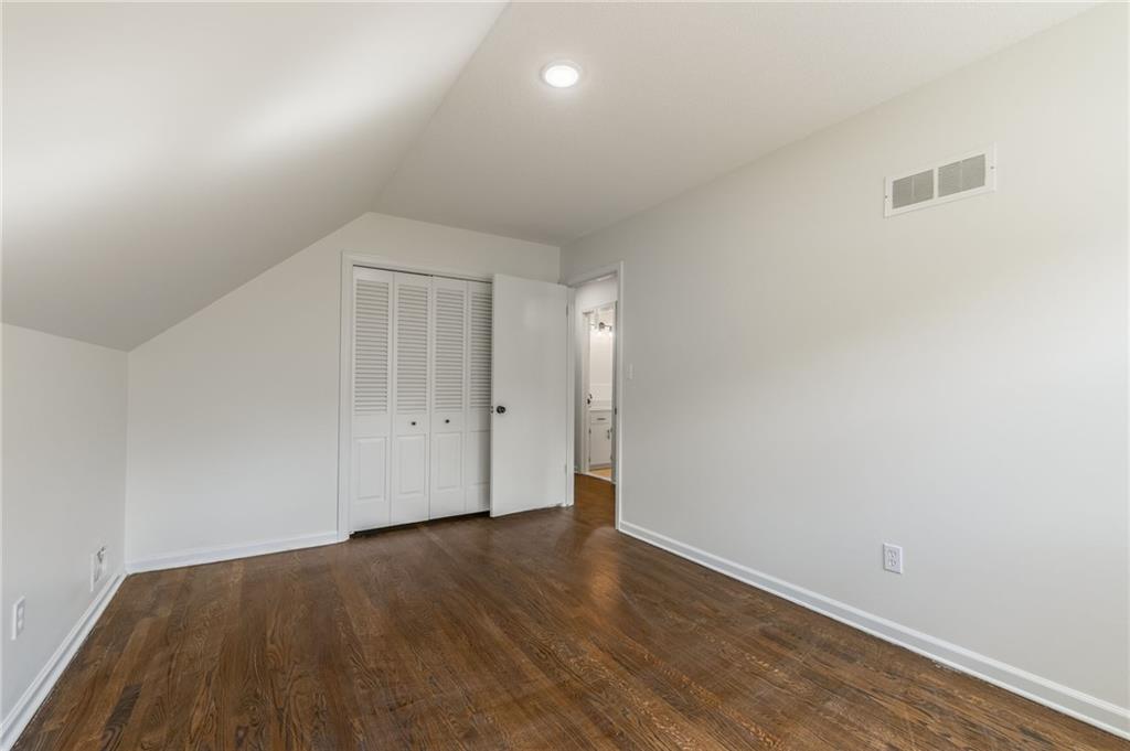 3603 S Hedges Avenue Property Photo 25