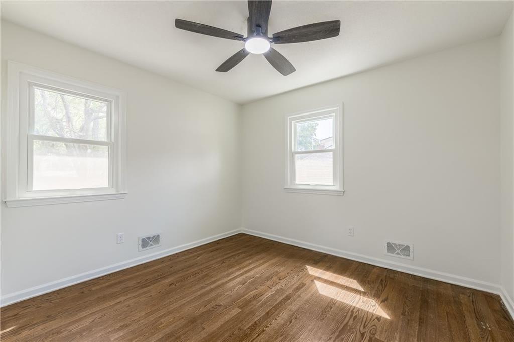 3603 S Hedges Avenue Property Photo 26