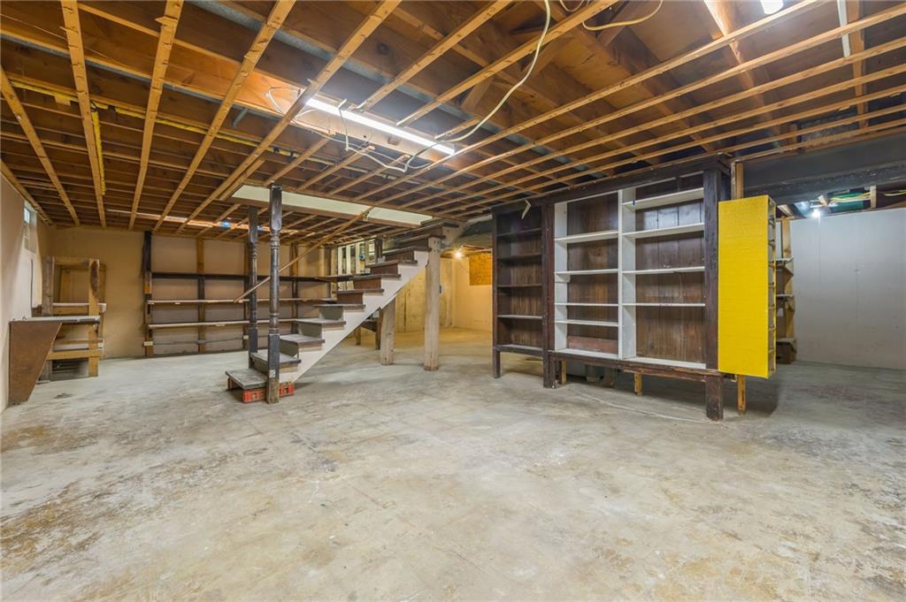 3603 S Hedges Avenue Property Photo 29