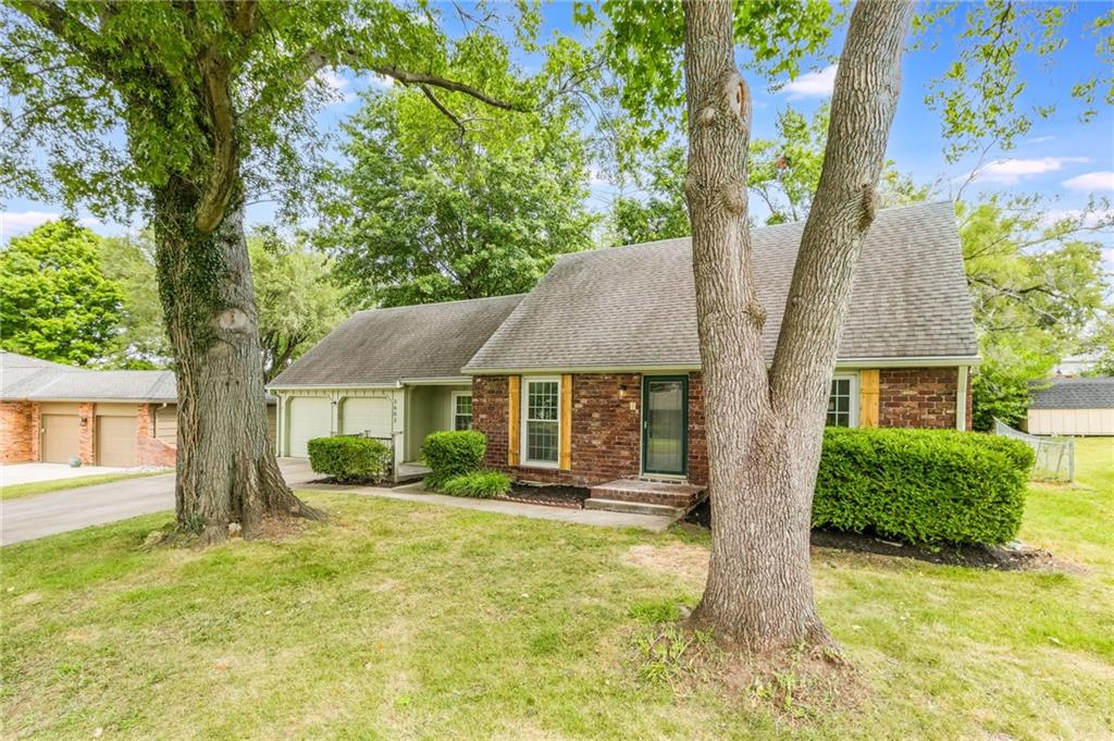 3603 S Hedges Avenue Property Photo 38