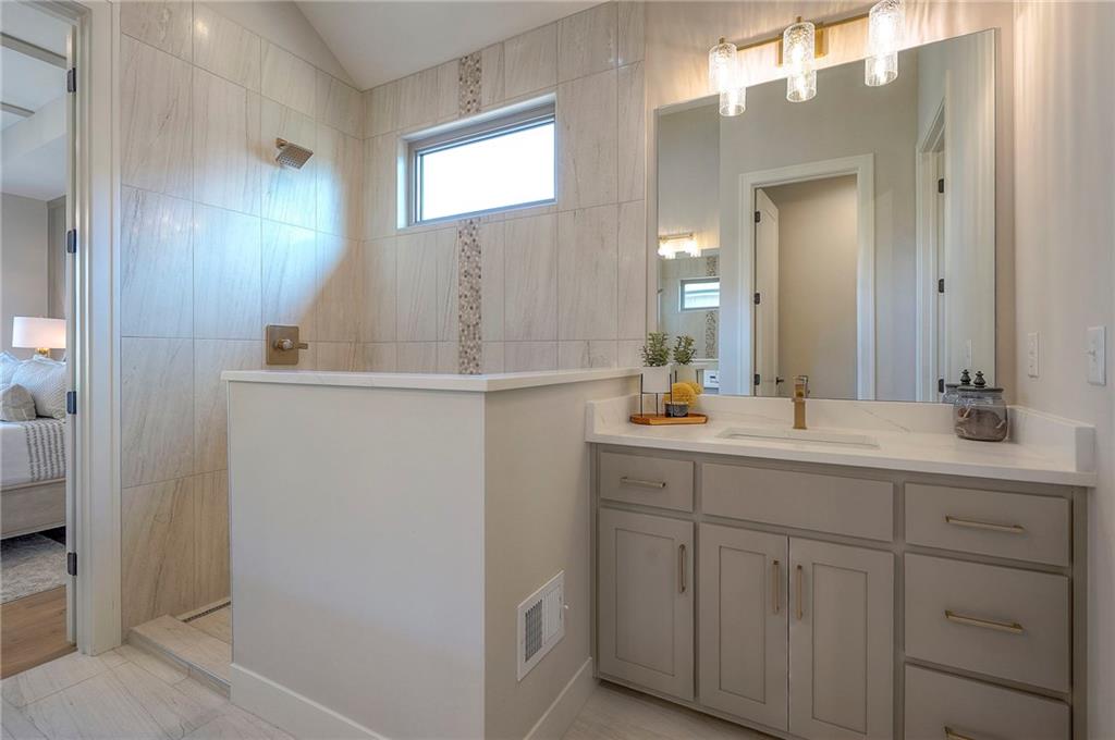 908 Savannah Lane Property Photo 34