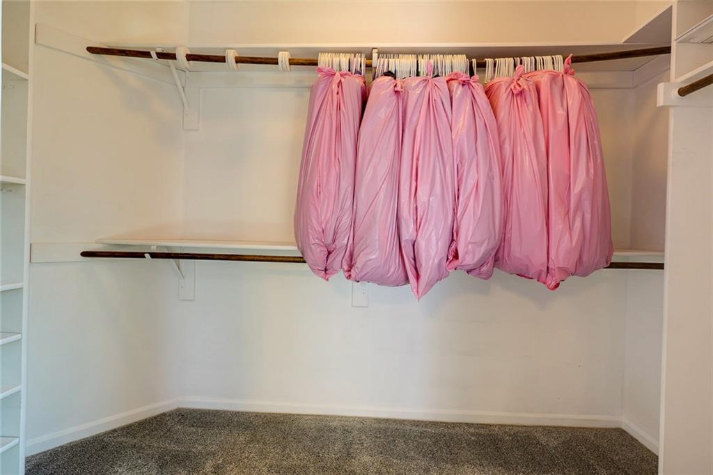 1702 Hedgewood Drive Property Photo 13