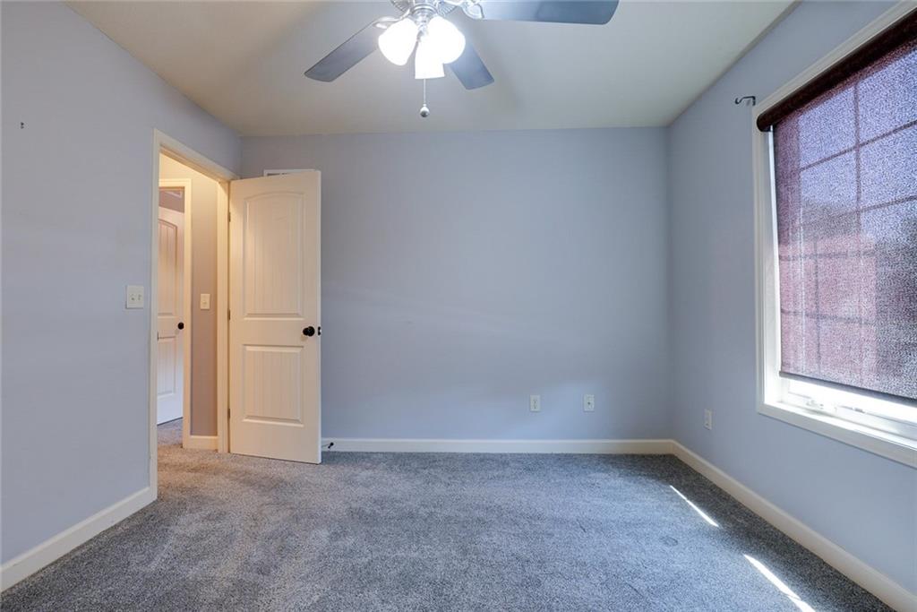 1702 Hedgewood Drive Property Photo 24