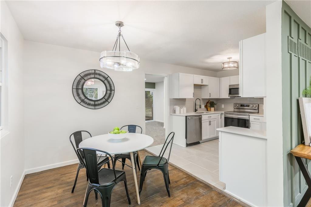 4835 N Manchester Avenue Property Photo 8