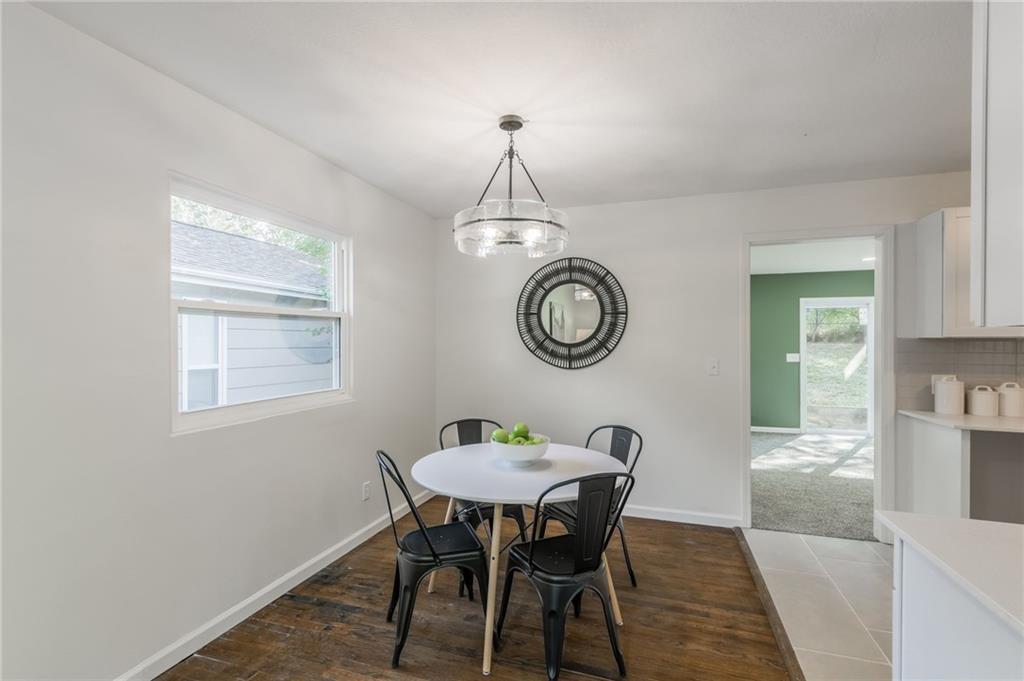 4835 N Manchester Avenue Property Photo 9