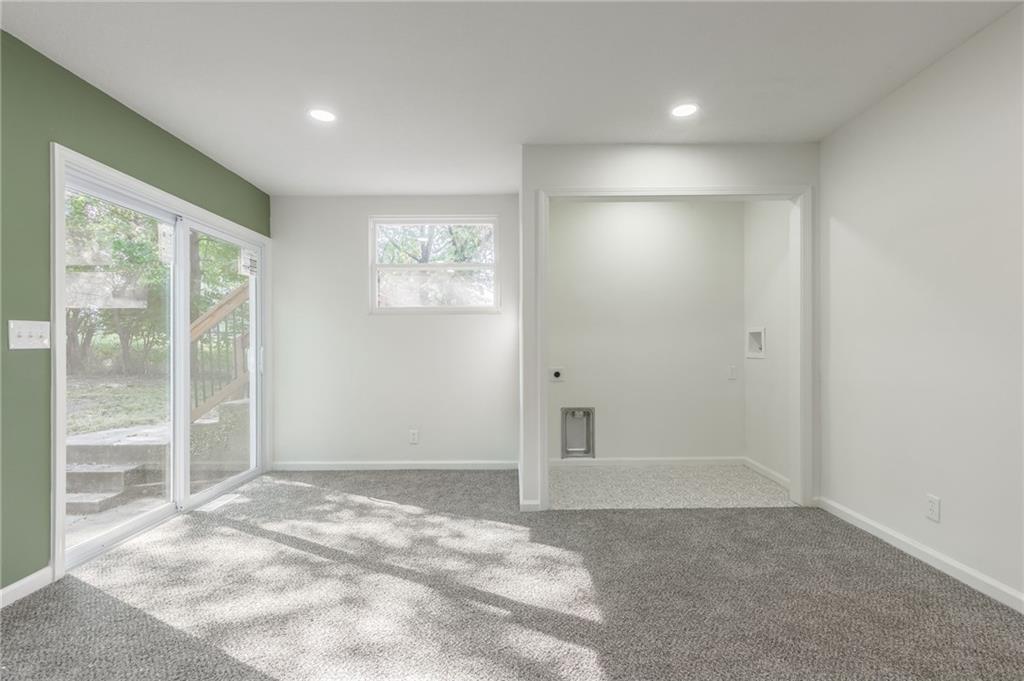 4835 N Manchester Avenue Property Photo 12