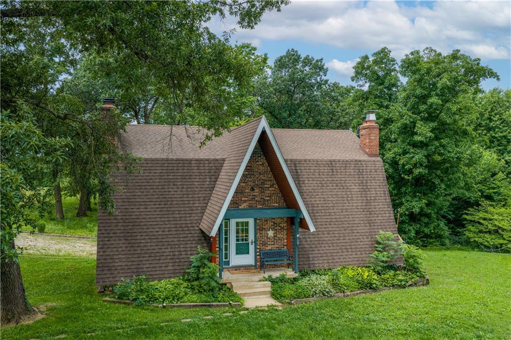 1017 Ne 250 Road Property Photo 5