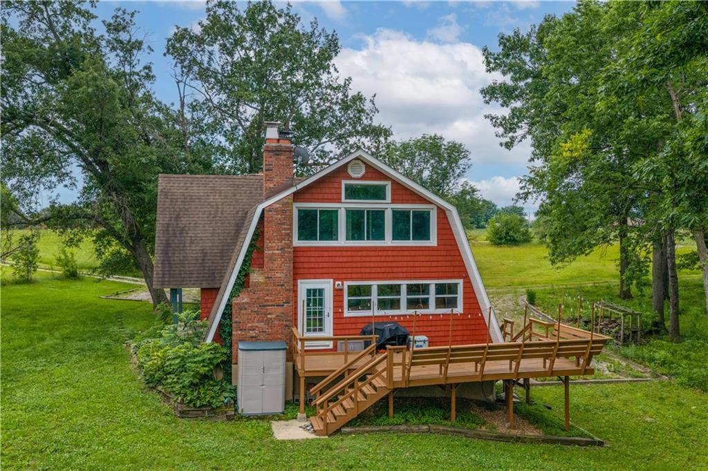 1017 Ne 250 Road Property Photo 6