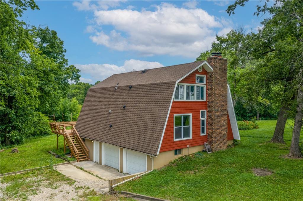 1017 Ne 250 Road Property Photo 9