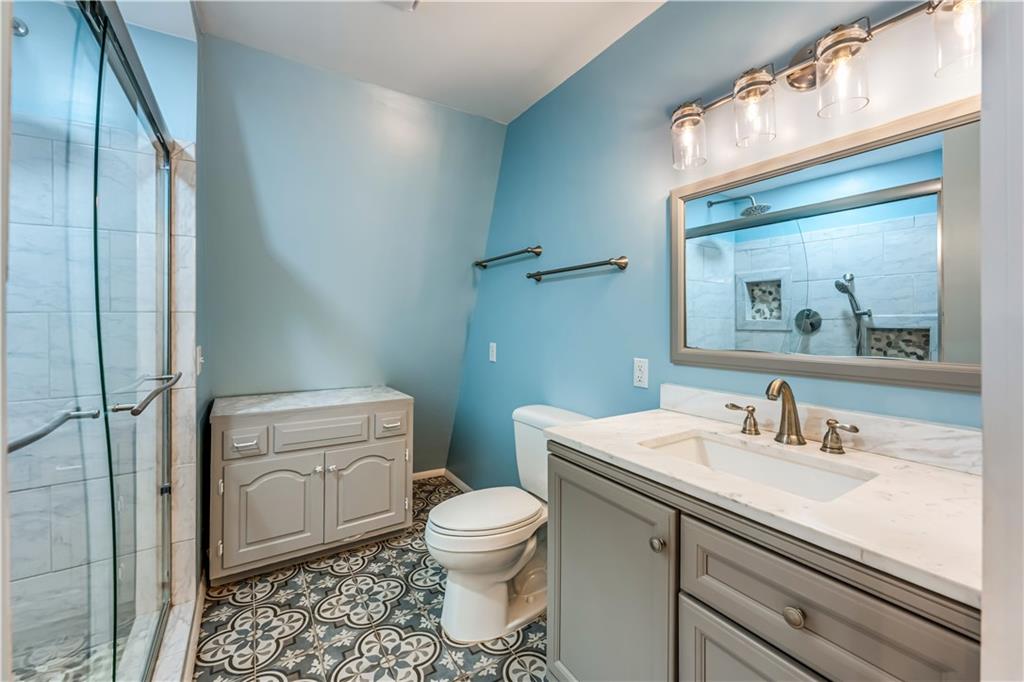 1017 Ne 250 Road Property Photo 46