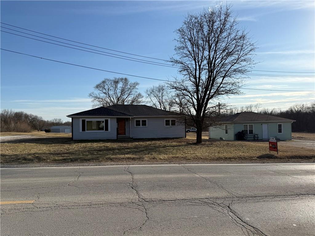 1213 W Main Street Property Photo 18