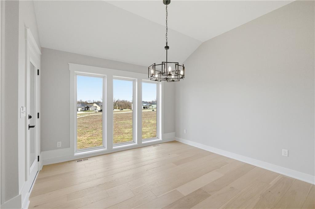 8734 N Farley Avenue Property Photo 11