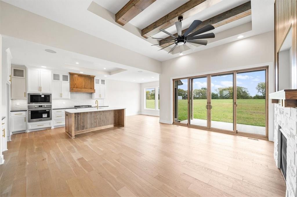 13507 Woodland Ranch Drive Property Photo 8