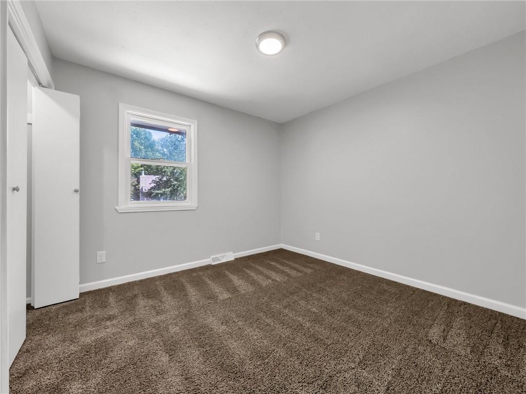 1300 Ne Browning Lane Property Photo 17