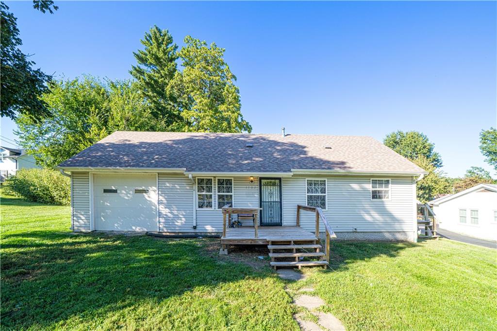 1103 W Market Street Property Photo 1