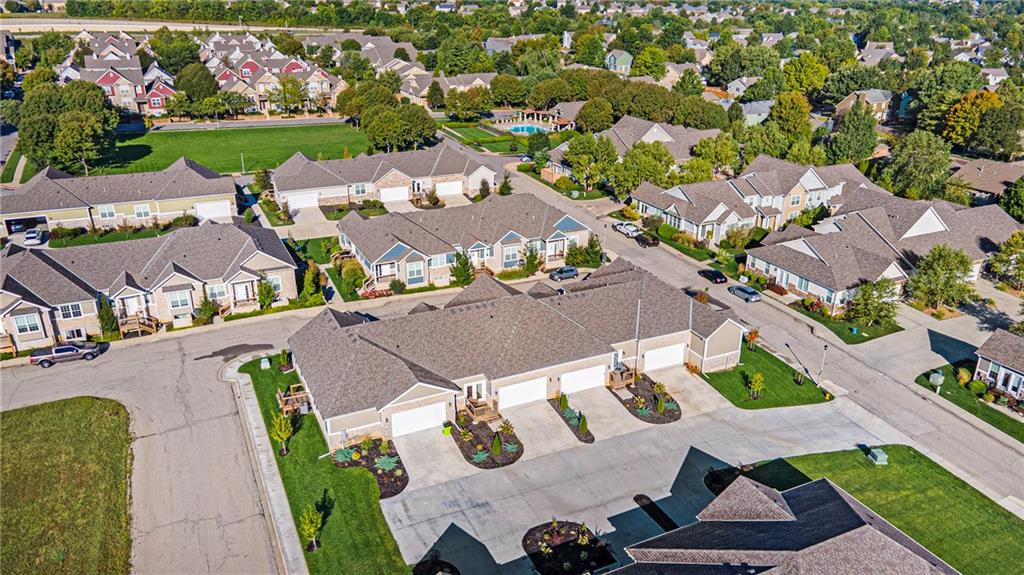 15801-15813 Riley Street Property Photo 3