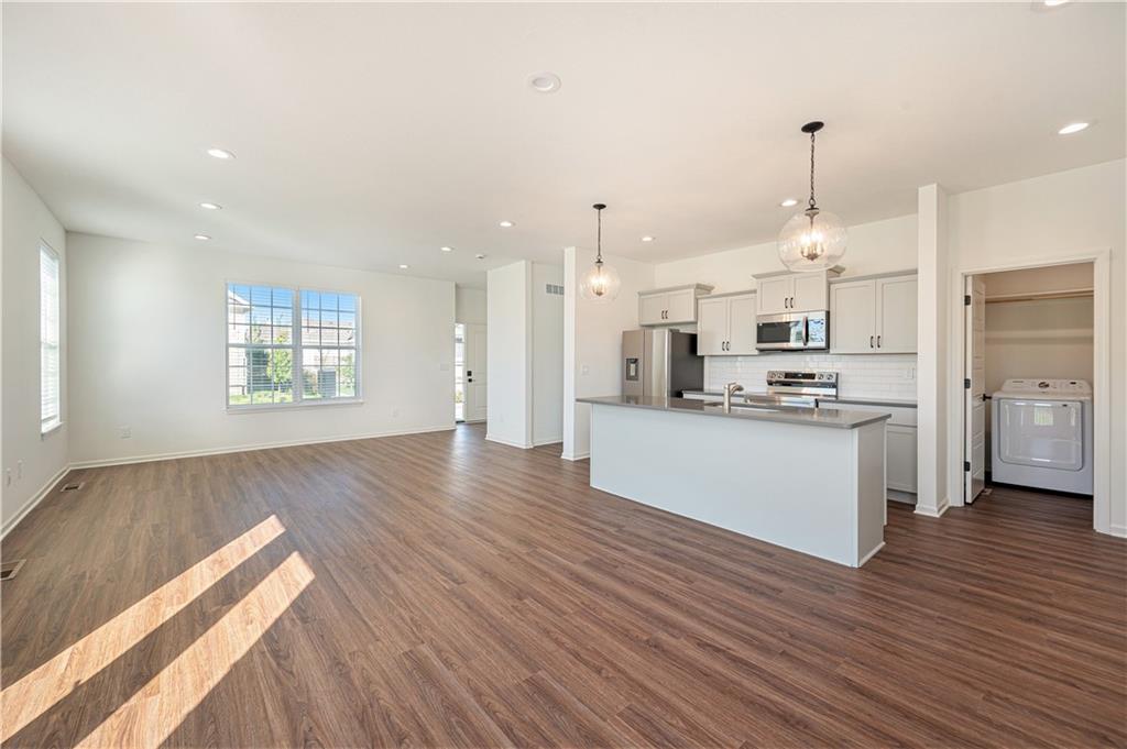 15801-15813 Riley Street Property Photo 11