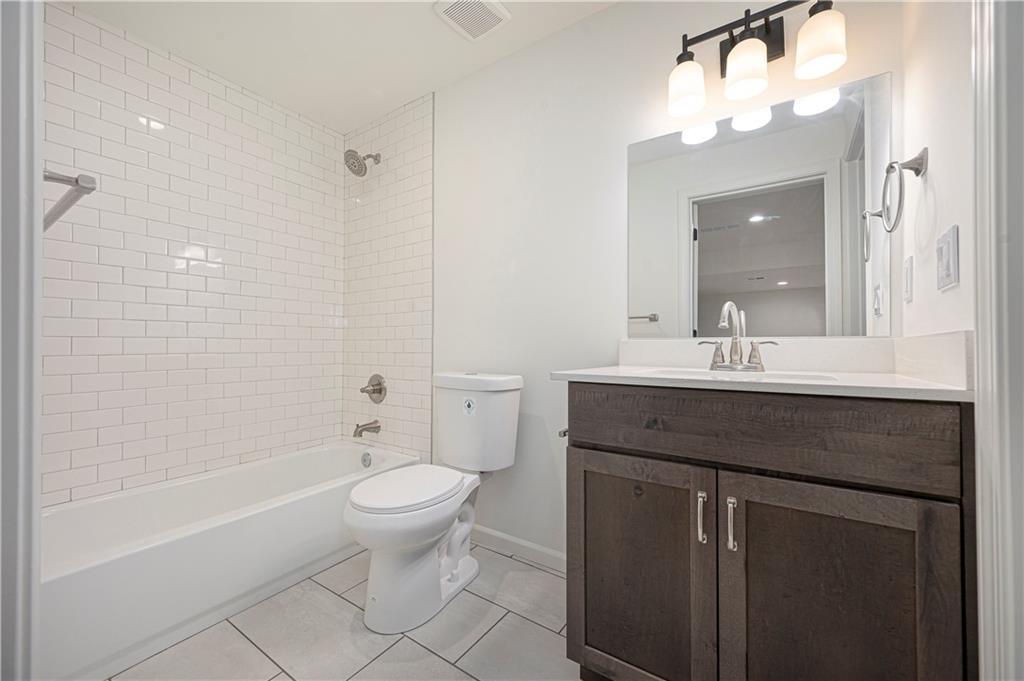 15801-15813 Riley Street Property Photo 21