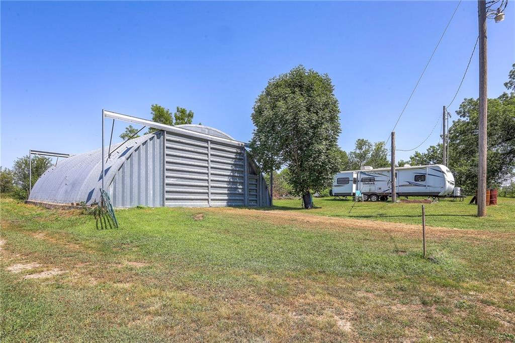 2577817 Property Photo 23