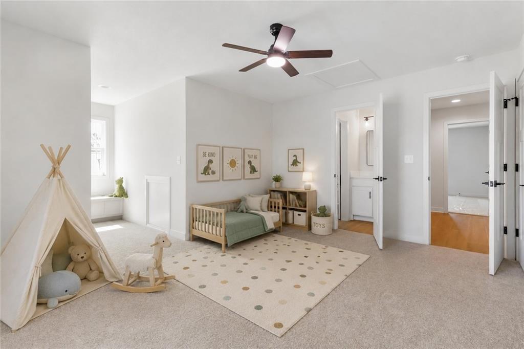 2021 Riverstone Drive Property Photo 12