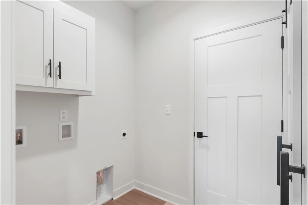 2021 Riverstone Drive Property Photo 23