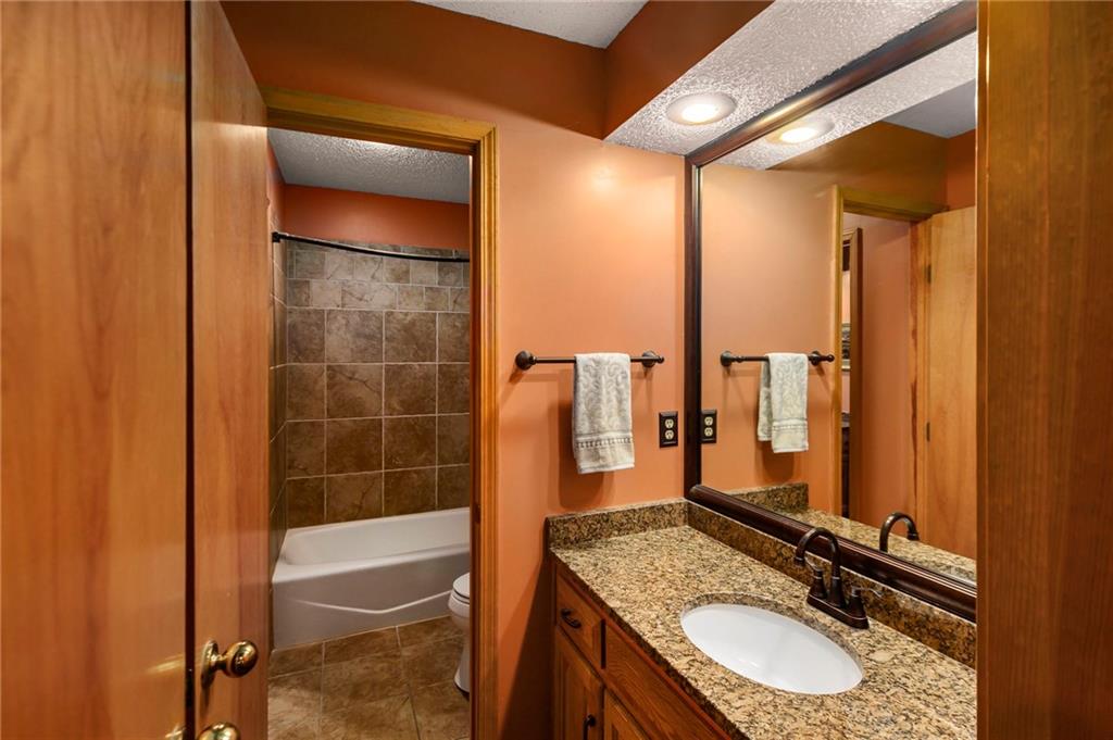 15710 W 84th Terrace Property Photo 27