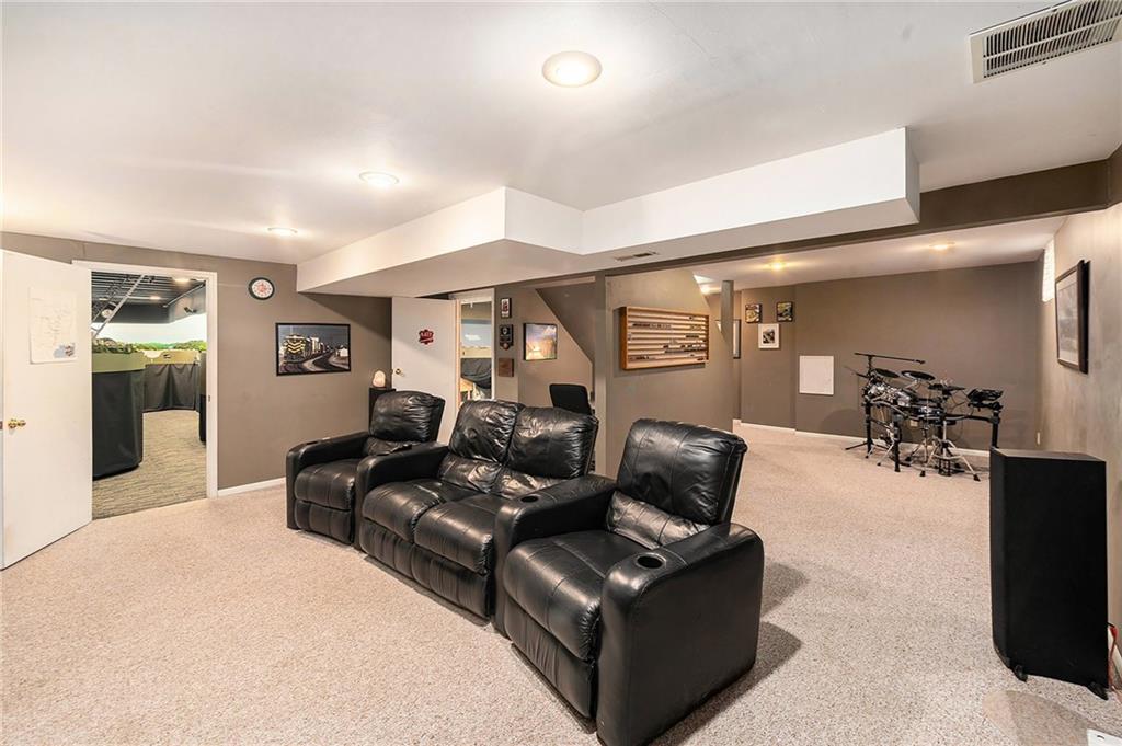 15710 W 84th Terrace Property Photo 29