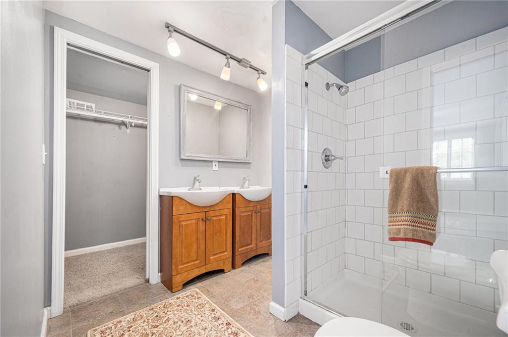 9026 Haskins Street Property Photo 12