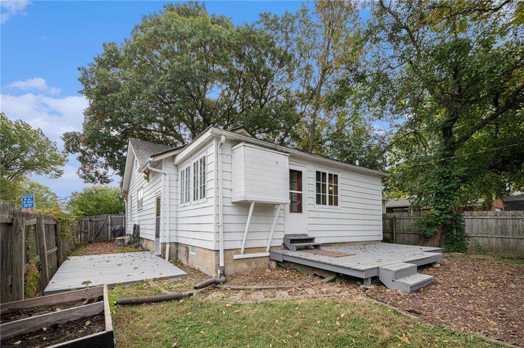 9026 Haskins Street Property Photo 16