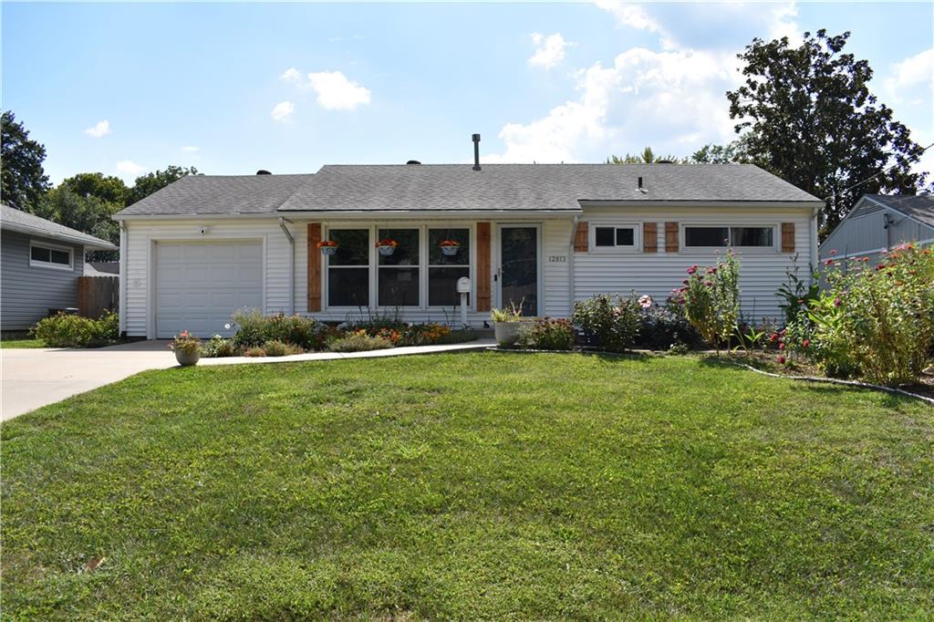 12813 W 92nd Street Property Photo 1