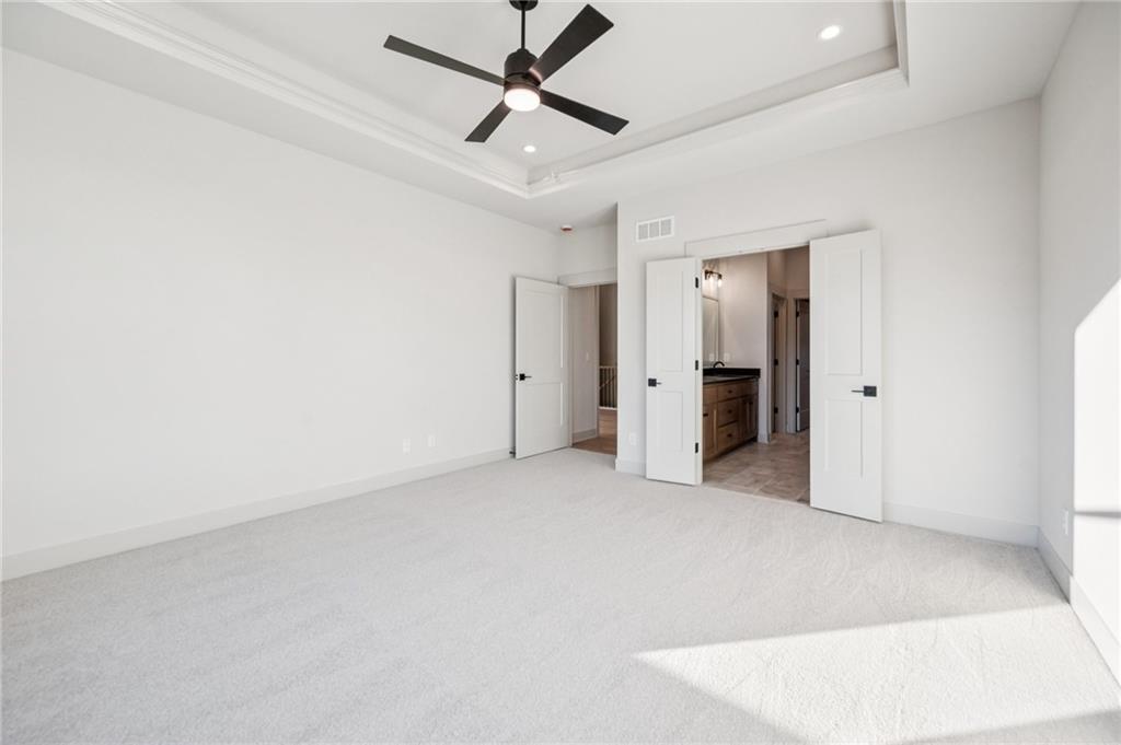 2153 Black Walnut Drive Property Photo 15