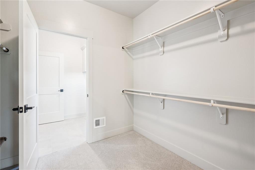 2153 Black Walnut Drive Property Photo 20