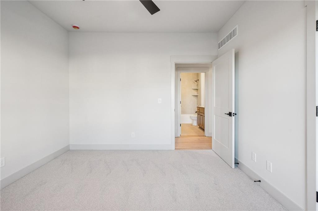 2153 Black Walnut Drive Property Photo 25