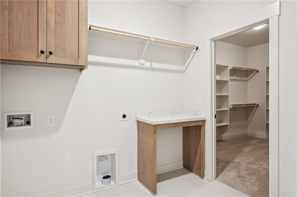 2152 Black Walnut Drive Property Photo 24
