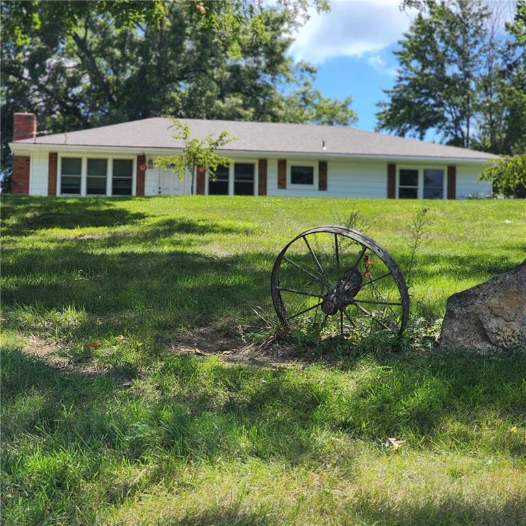 9340 Barkertown Road Property Photo 1