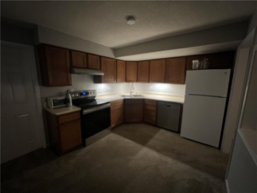 8237 N Chatham Avenue Property Photo 17