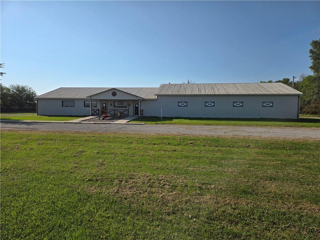 795 Ne St. Rt. 18 Highway Property Photo 1