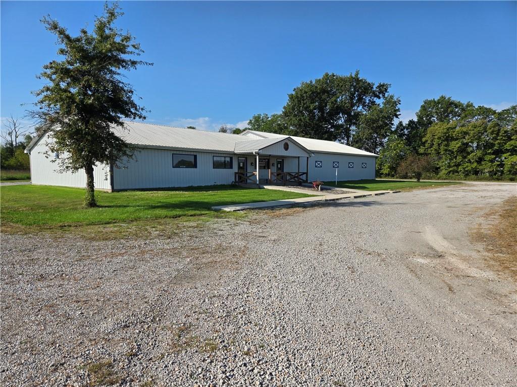 795 Ne St. Rt. 18 Highway Property Photo 2