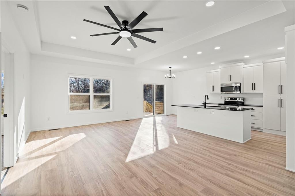 1219 Paton Street Property Photo 6