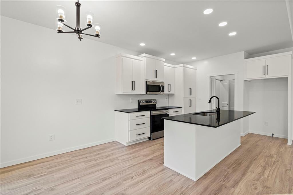1219 Paton Street Property Photo 8