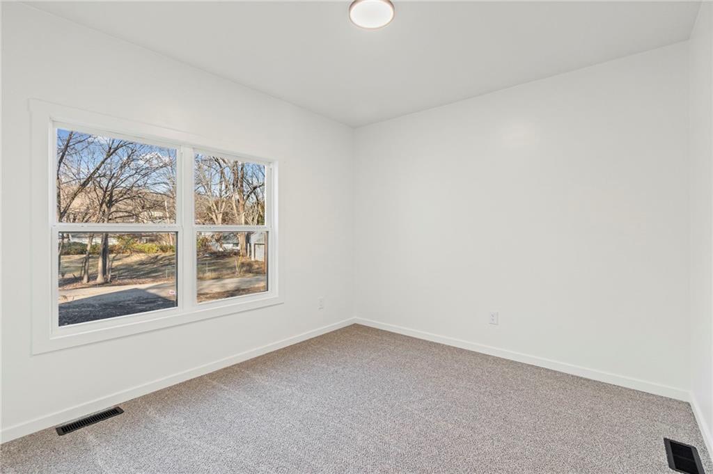 1219 Paton Street Property Photo 17