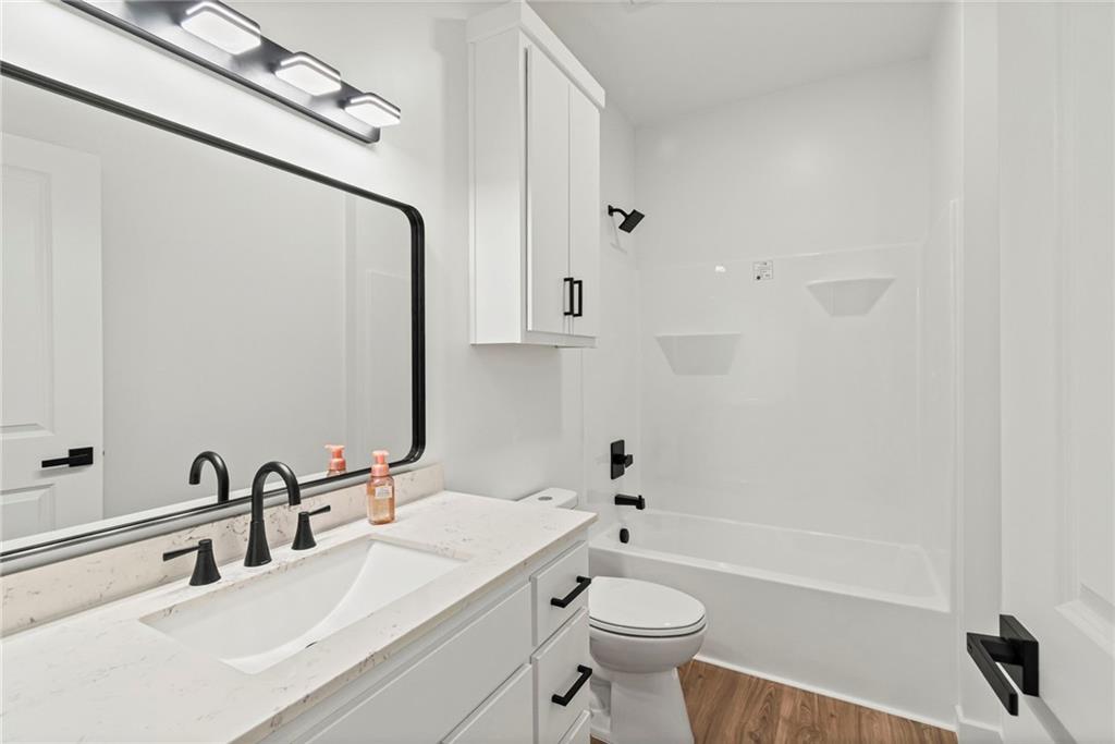 1219 Paton Street Property Photo 19